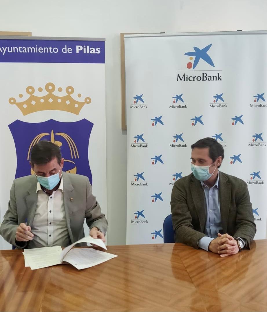 firma_convenio_microbank_15_oct_2020_x3x_publicada_19_oct.jpeg