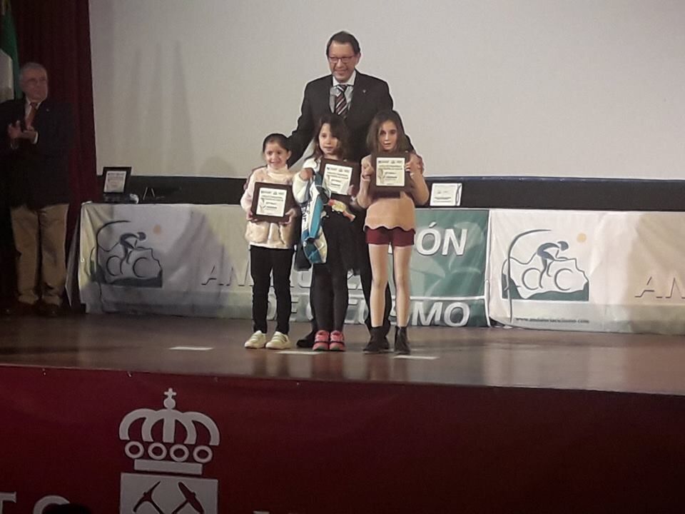 26804358_1988448928145017_6788212122486390660_n