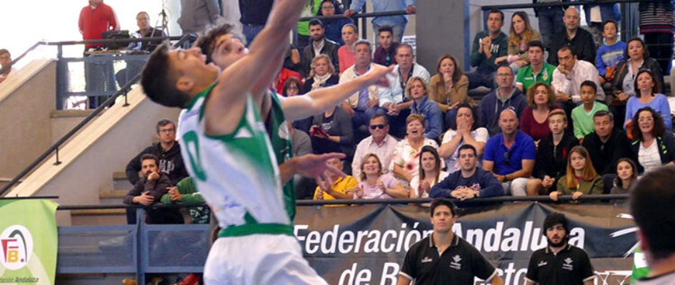 Los_jugadores_pilexos_de_baloncesto_Raxl_Postigo_Garcxa_x4x.jpg