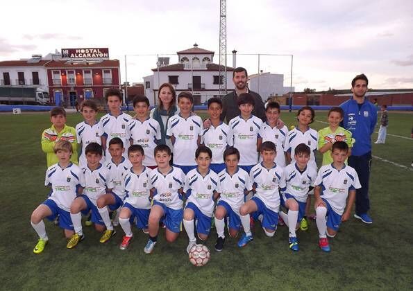campeones_escuelasdeportivas_futbol_mayo2014_02