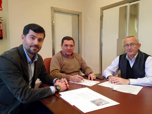 firma_aljarafesa_pinar_pajaros_pilas