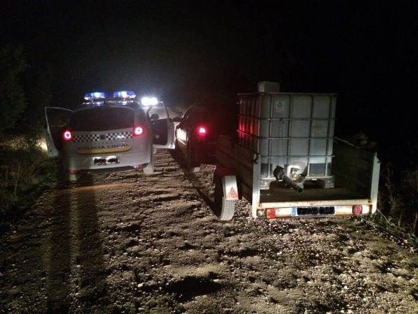 policia local pilas vertido ilegal