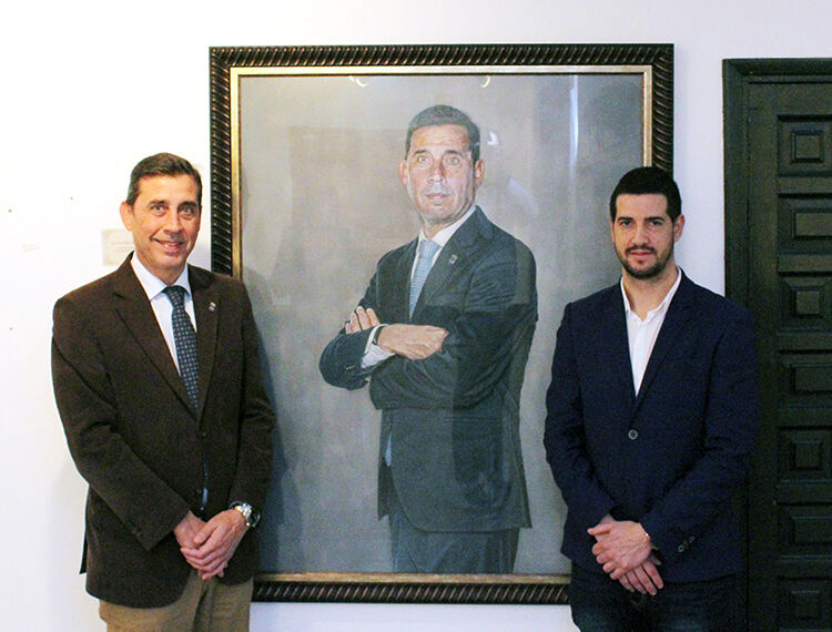 retrato alcalde angel sanchez 01