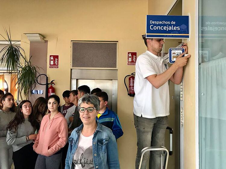 web parlamento joven pictogramas ayto pilas 04