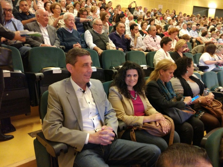 775c5065-4c8b-4019-8207-8d8870a923ec