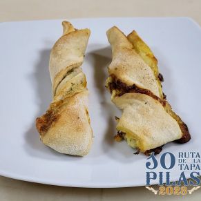 Pizzería Churrería Pinichi -Twister de alioli con gambas ok