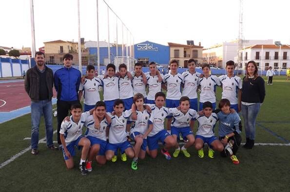 campeones_escuelasdeportivas_futbol_mayo2014_04