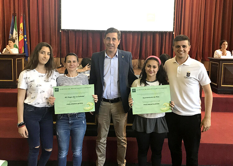 parlamento joven clausura pilas (4) web